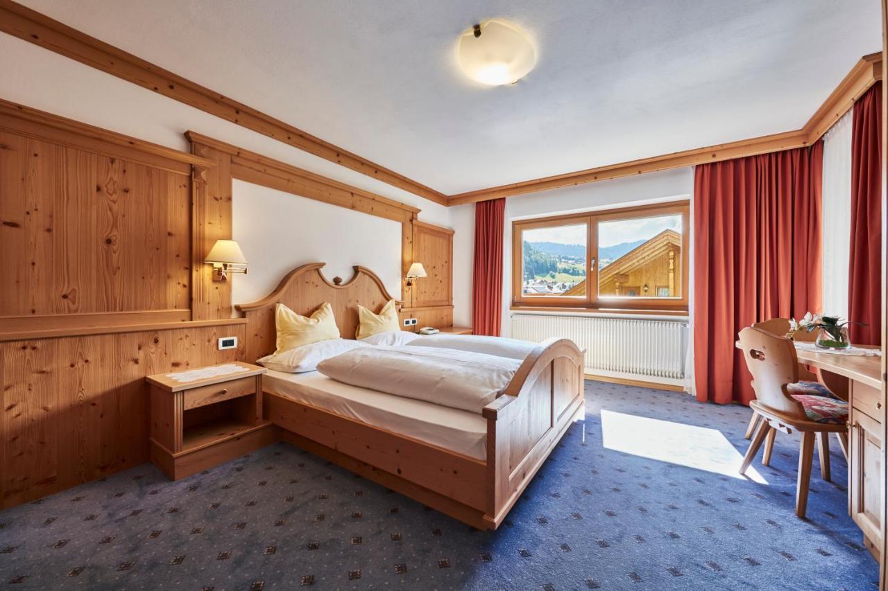 La Ciano Bed and Breakfast Corvara In Badia Εξωτερικό φωτογραφία