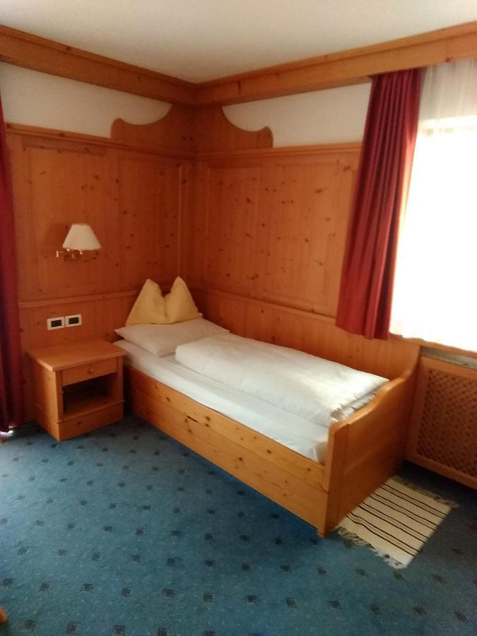 La Ciano Bed and Breakfast Corvara In Badia Εξωτερικό φωτογραφία